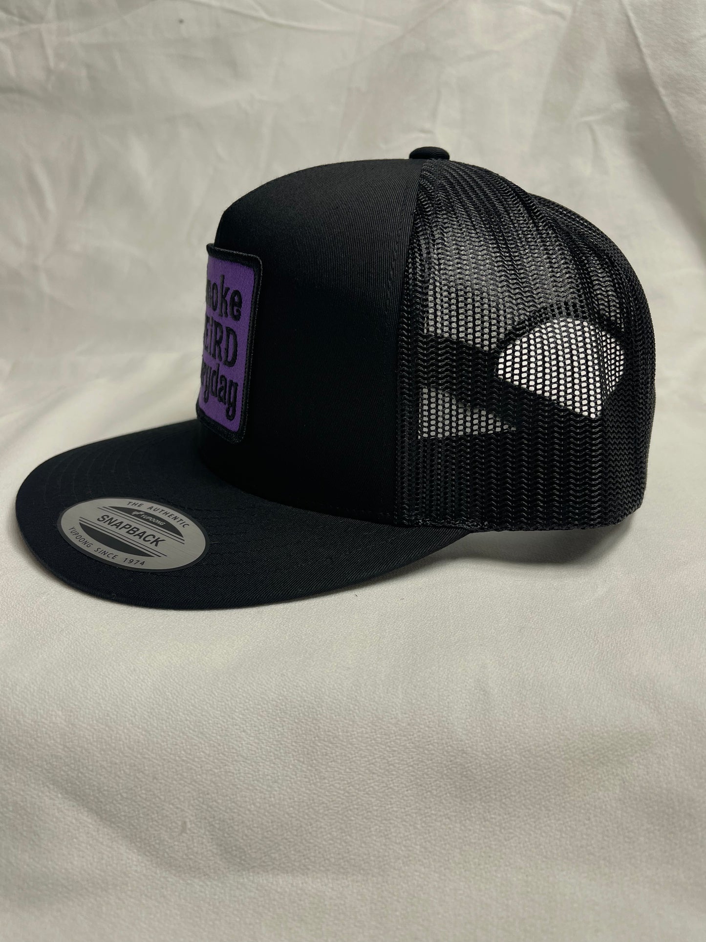 SMOKE WEIRD - SNAPBACK